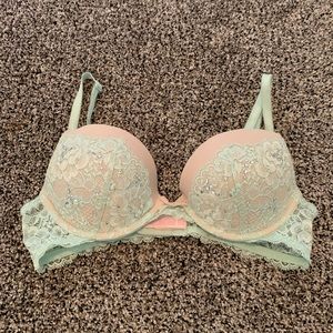 Victoria Secret Lace Embellished Bra 34B